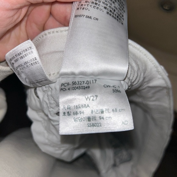 Levi cutoff shorts - Picture 3 of 3